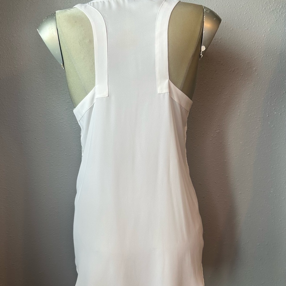 Banana Republic White Crochet Pattern Top - Picture 5 of 6